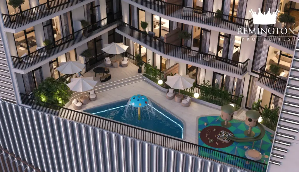 Children’s pool and play deck at SAMANA Greenfield 2