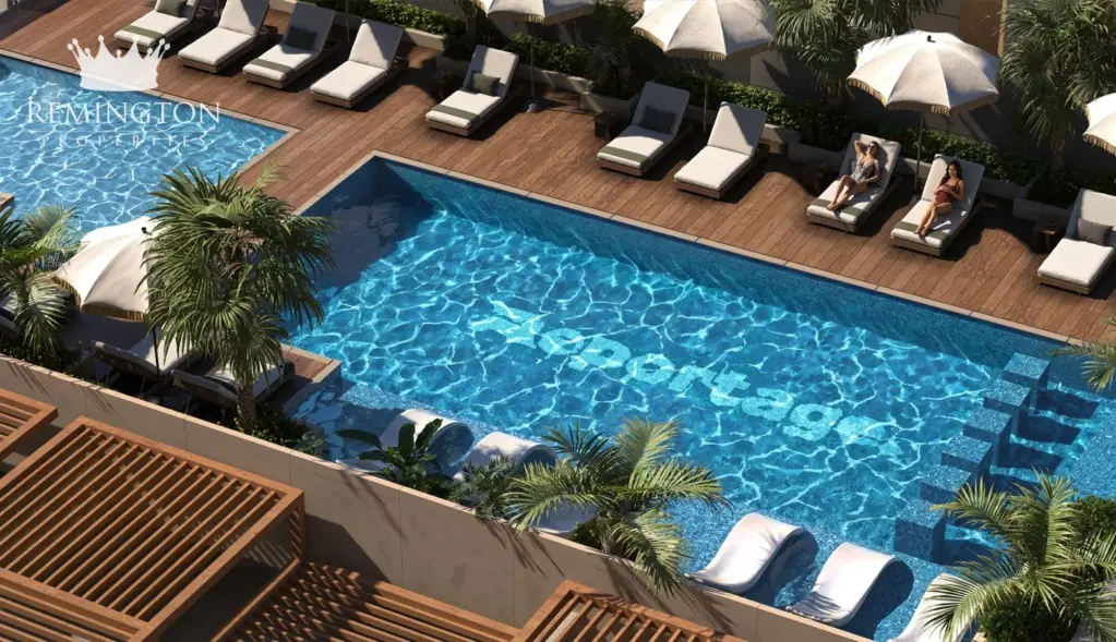 Verso children’s swimming pool and deck